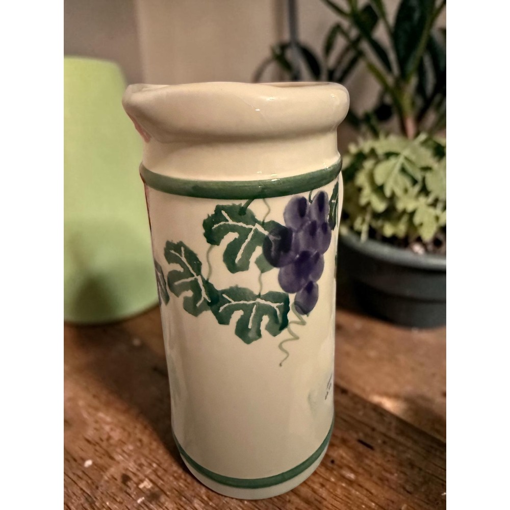 Crock Shop Santa Ana Ca Vintage Ceramic Pitcher Grape Vine Hand Painted‎ Cream
